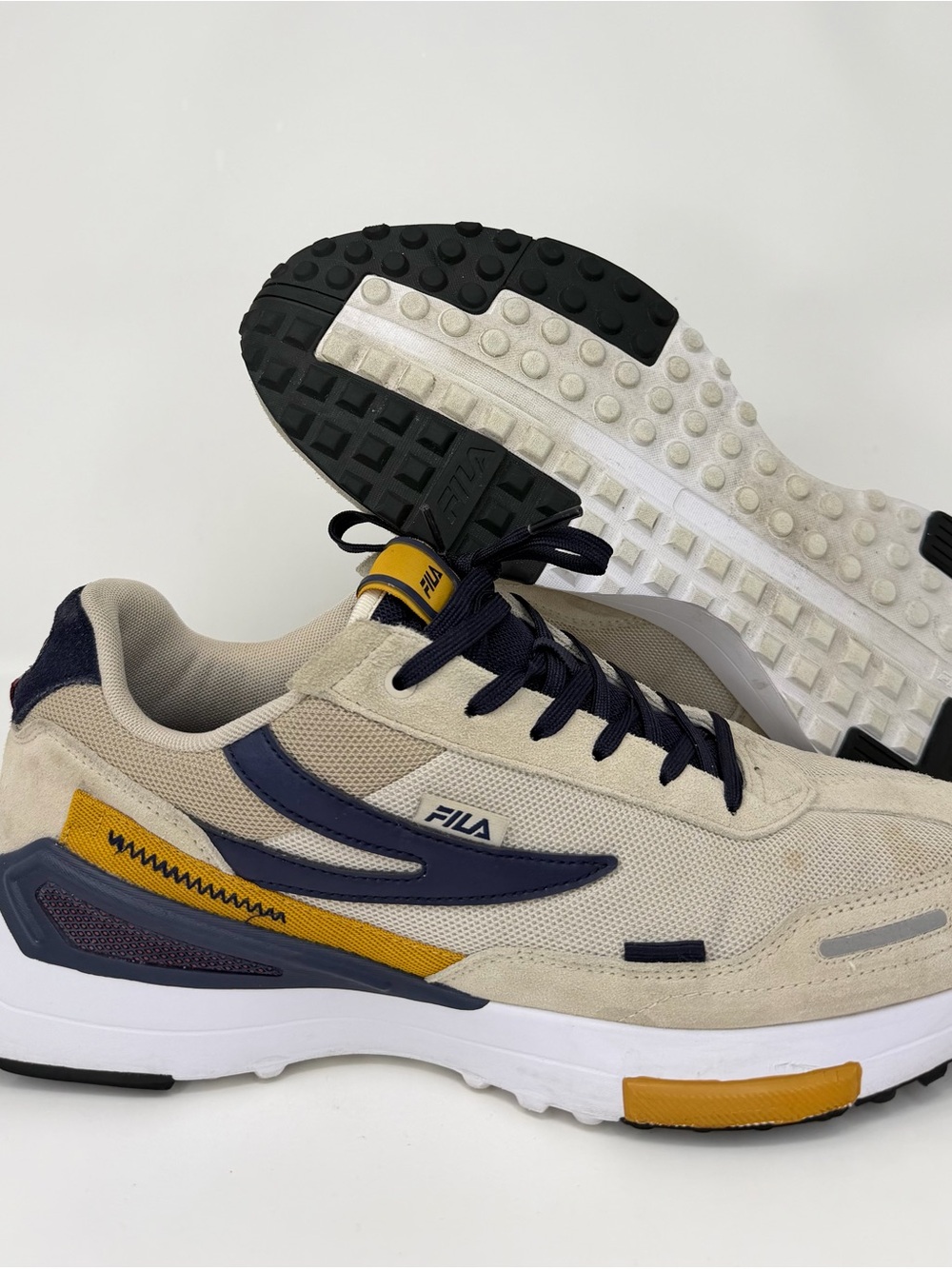 FILA Men’s Sneakers Size 13 Beige Navy Yellow 1RM02611-065